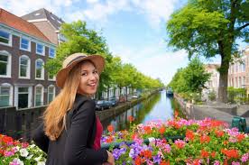 Humanitaire Hulp in Nederland Versterken van Solidarity en Compassie